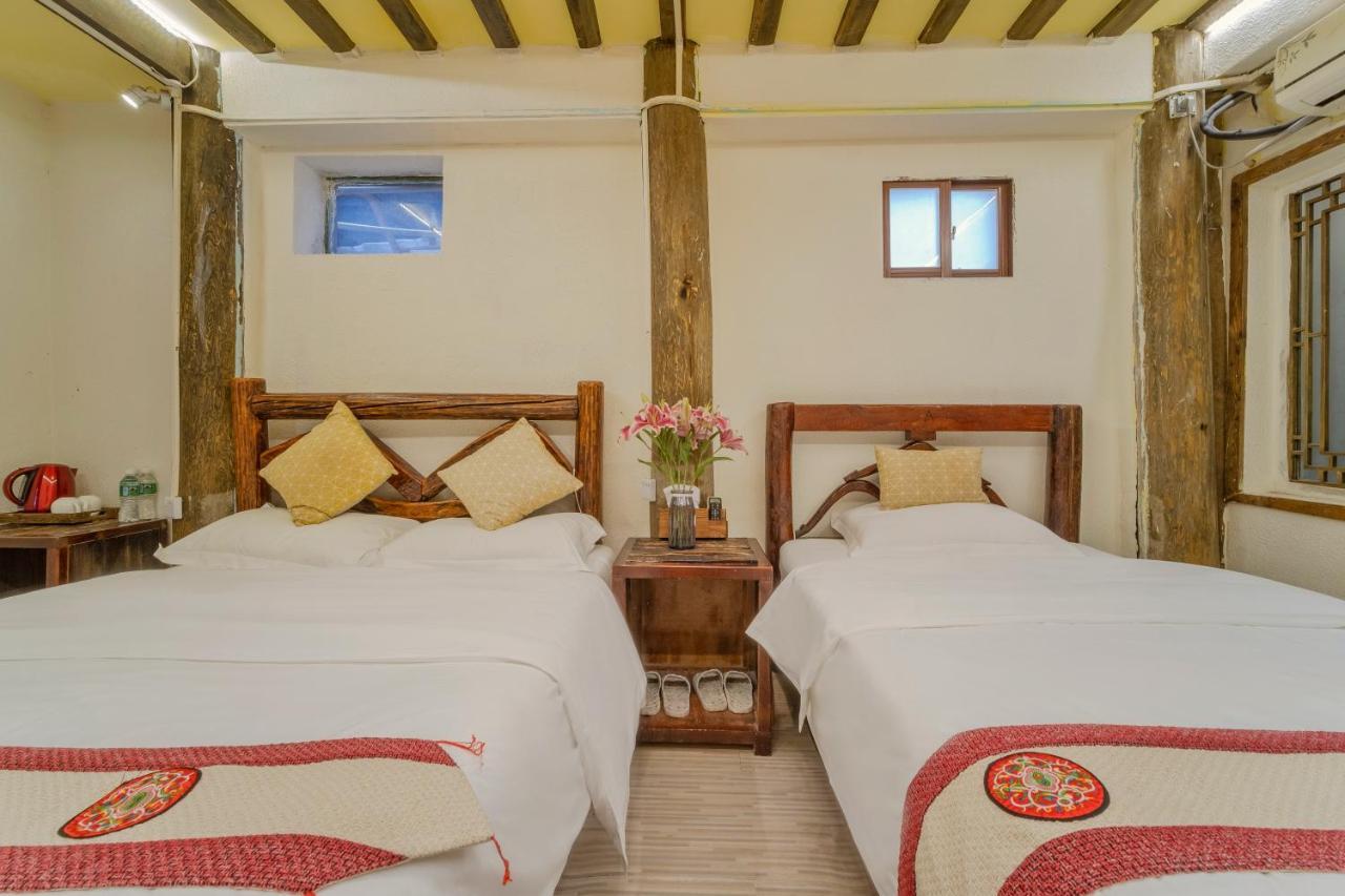 Lewo Guest House Lijiang  Exteriör bild