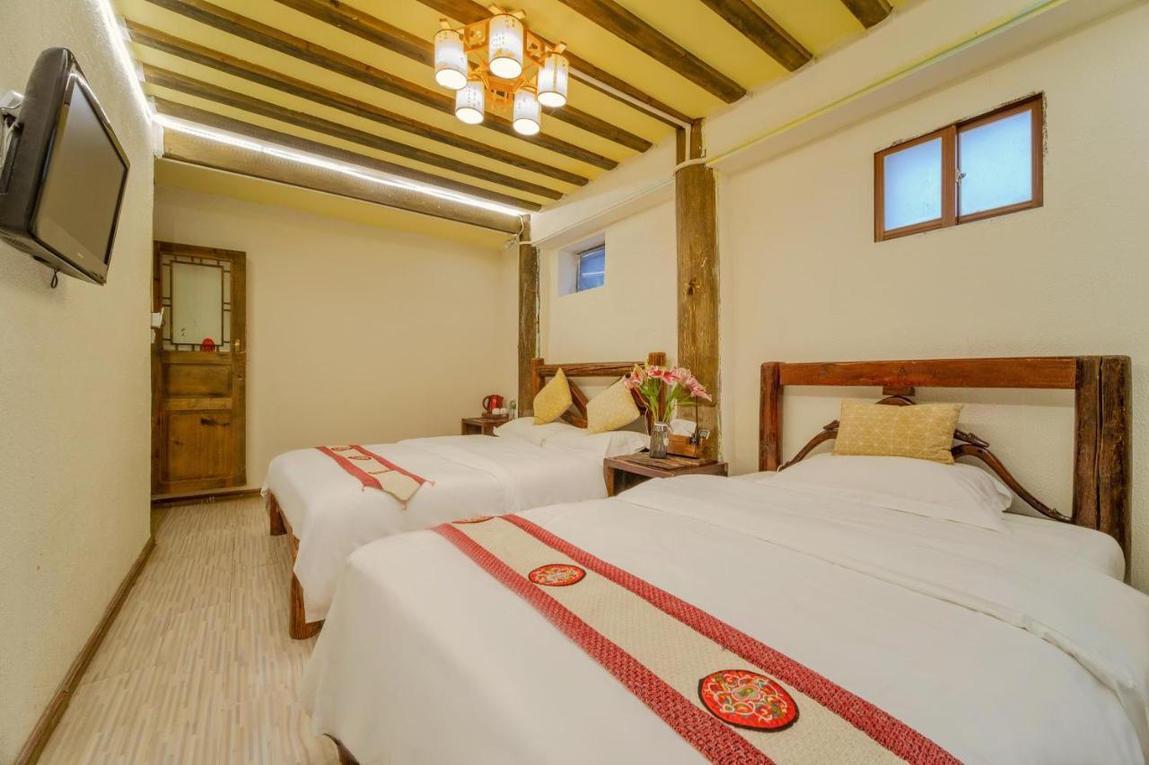 Lewo Guest House Lijiang  Exteriör bild