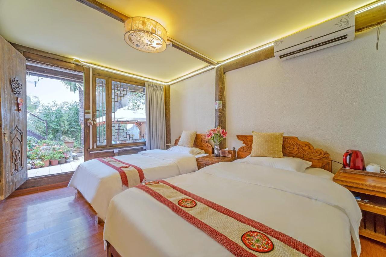 Lewo Guest House Lijiang  Exteriör bild