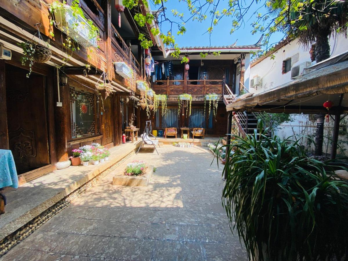 Lewo Guest House Lijiang  Exteriör bild